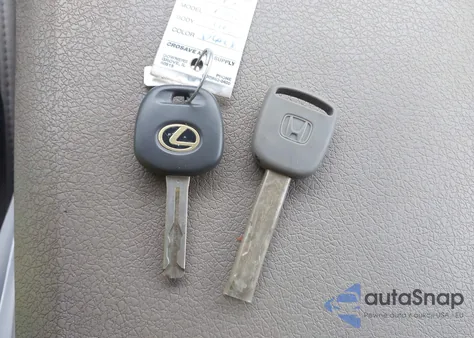 2005 Lexus Es from USA, damaged, VIN JTHBA30G055131619